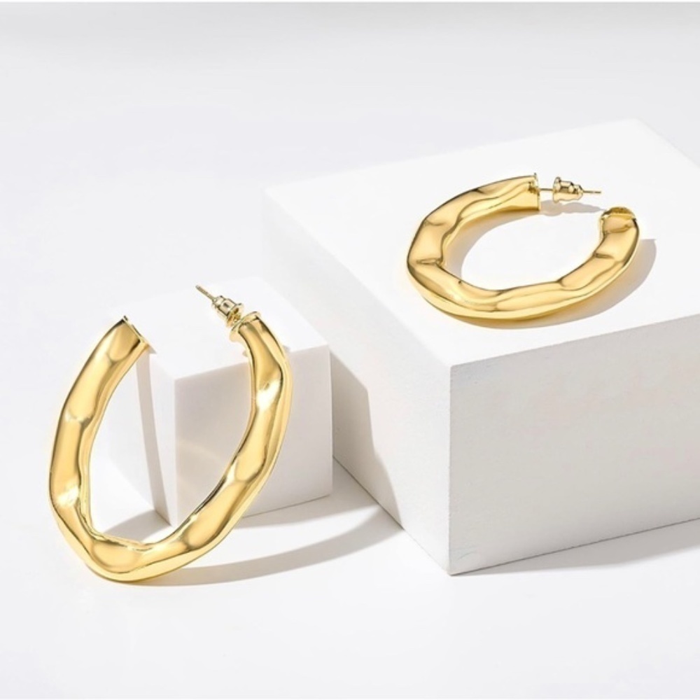 Gold 14k Textured Cuff Hoop Earrings